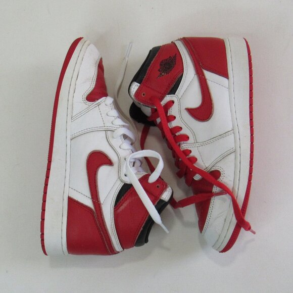 Nike Air Jordan 1 High OG 575441-161 Red Basketball Shoes Sneakers Size 5.5 Y - Picture 6 of 10